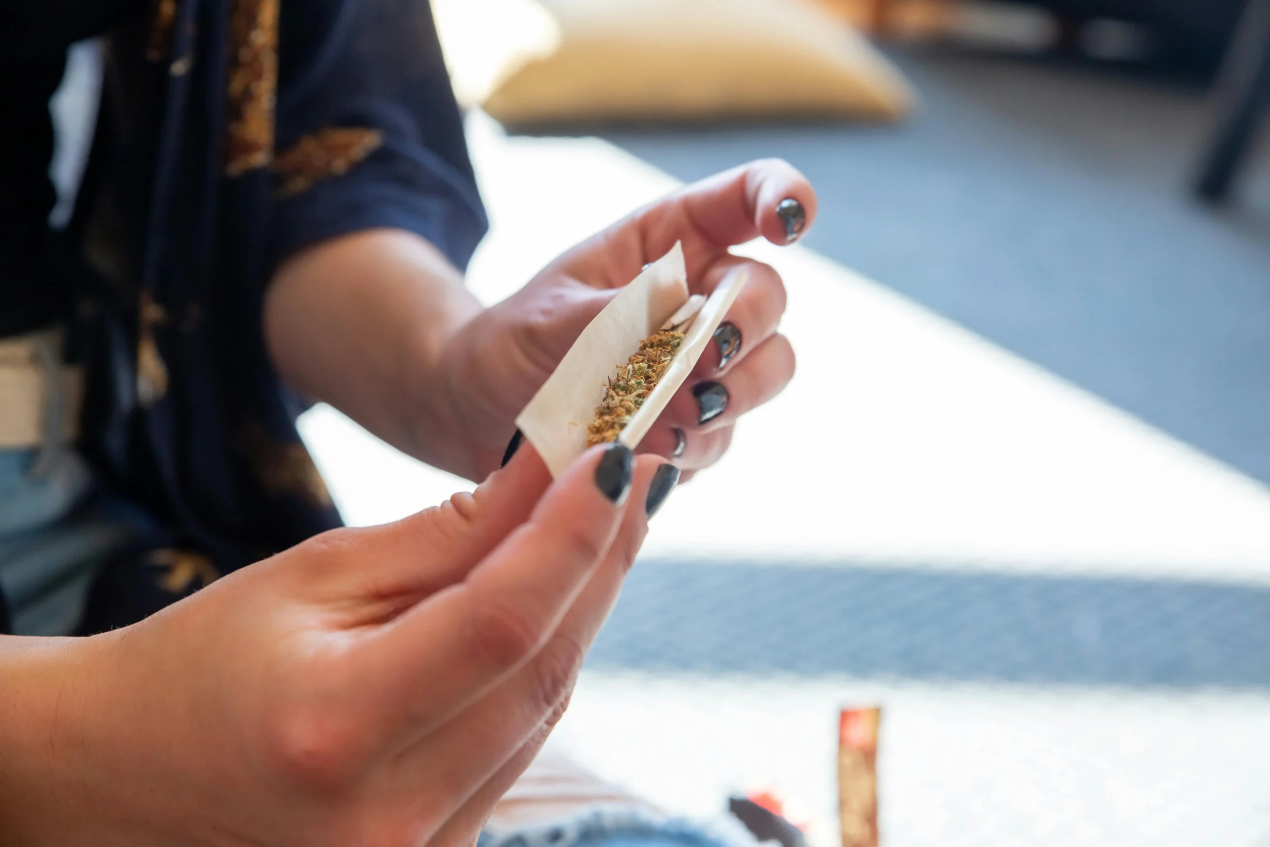 What’s a Joint Weed?Find Out Everything You Need to Know About!